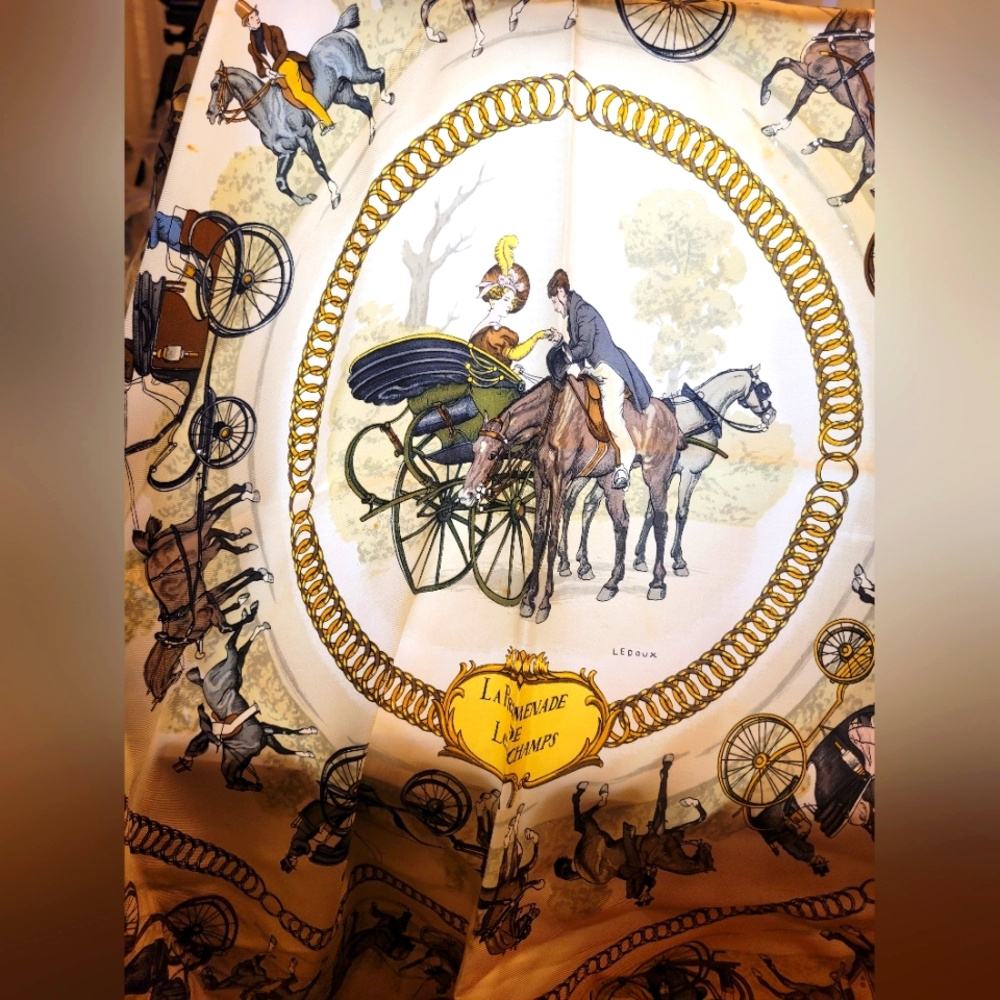 HERMES La Promenade de Longchamps SILK BEAUTIFUL LIGHT Red SCARF 35”x35” - Picture 2 of 3
